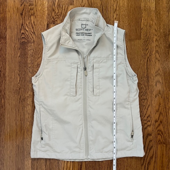 ScotteVest Featherweight Vest - Women - Picture 2 of 15